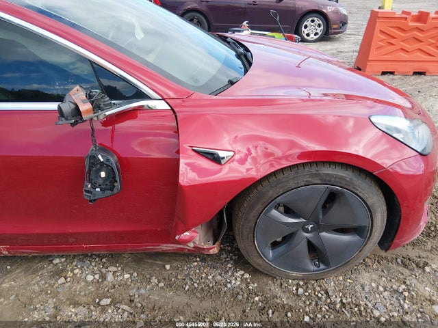 45455007 :رقم المزاد ، 5YJ3E1EB0JF064315 vin ، 2018 Tesla Model 3 Long Range/performance مزاد بيع