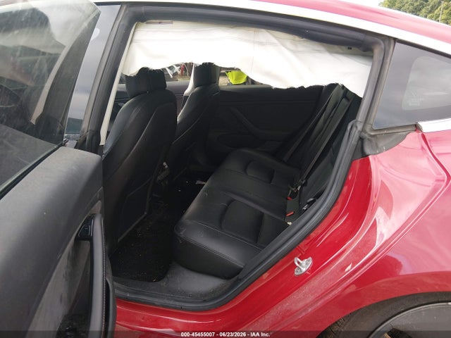 45455007 :رقم المزاد ، 5YJ3E1EB0JF064315 vin ، 2018 Tesla Model 3 Long Range/performance مزاد بيع