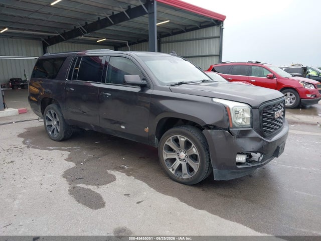 45455051 :رقم المزاد ، 1GKS2HKJ1HR370232 vin ، 2017 Gmc Yukon Xl Denali مزاد بيع
