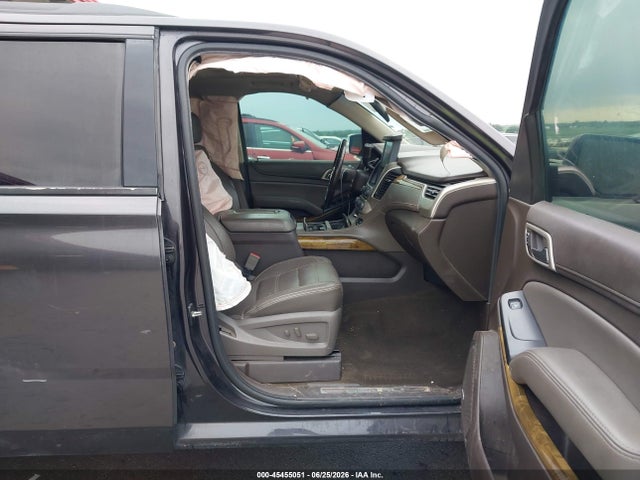 45455051 :رقم المزاد ، 1GKS2HKJ1HR370232 vin ، 2017 Gmc Yukon Xl Denali مزاد بيع