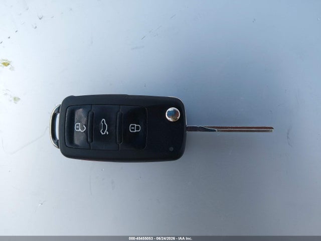 Aukcja sprzedaży 2013 Volkswagen Passat 2.0l Tdi Se, vin: 1VWBN7A33DC087566, numer aukcji: 45455053