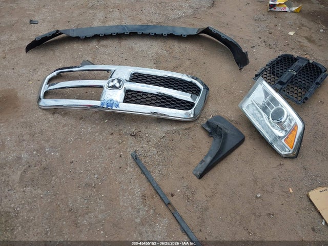 45455152 :رقم المزاد ، 1C6RR7NM9FS524110 vin ، 2015 Ram 1500 Laramie مزاد بيع
