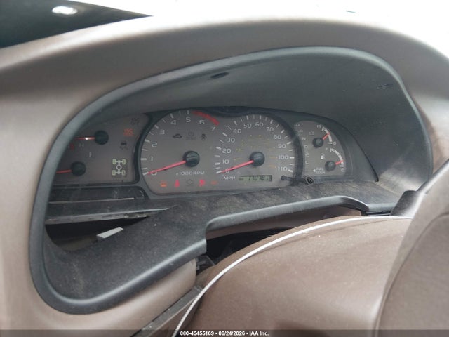 Продажа на аукционе авто 2004 Toyota Sequoia Sr5 V8, vin: 5TDBT44A94S227622, номер лота: 45455169