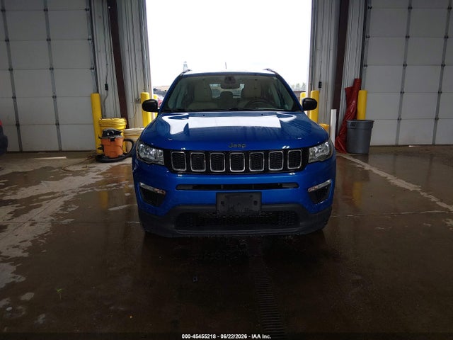 3C4NJDAB0JT422803 Jeep Compass Sport 4x4