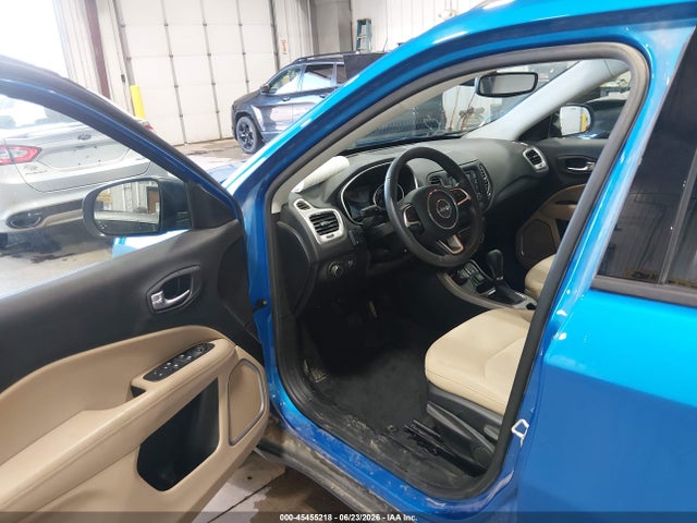 3C4NJDAB0JT422803 Jeep Compass Sport 4x4