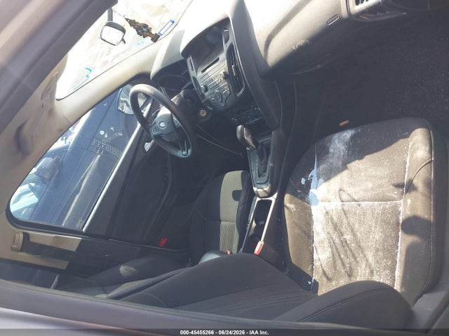 Ford FOCUS SE 2017 1FADP3FE4HL290194 Image 5