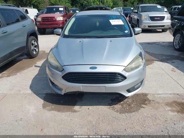 Ford FOCUS SE 2017 1FADP3FE4HL290194 Image 6