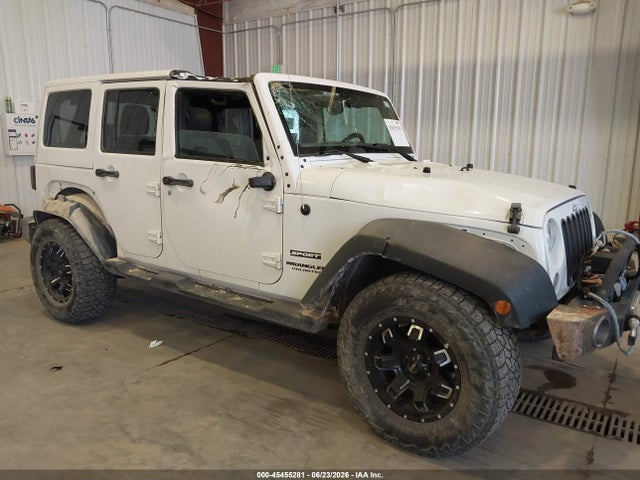 1C4BJWDG9HL615494 Jeep Wrangler Unlimited Sport