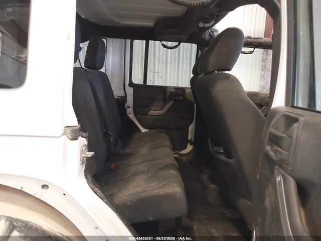 1C4BJWDG9HL615494 Jeep Wrangler Unlimited Sport
