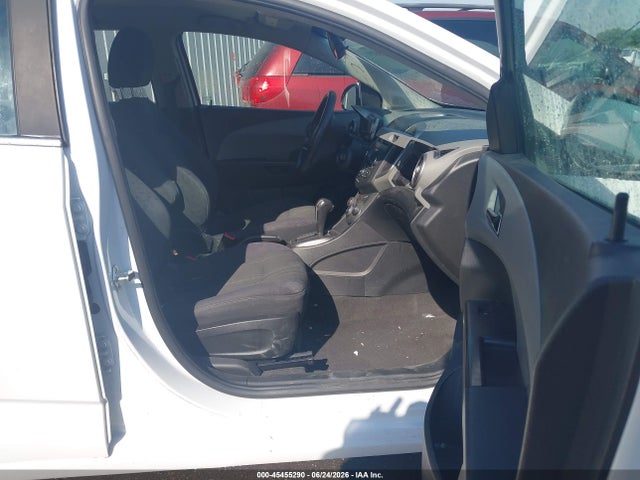 Chevrolet Sonic Lt Auto 2014 1G1JC5SG6E4112121 Image 5