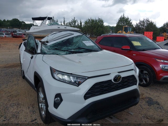 45455308 :رقم المزاد ، 2T3C1RFV1LC068584 vin ، 2020 Toyota Rav4 Xle Premium مزاد بيع