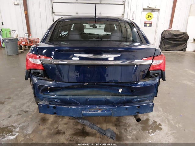 45455322 :رقم المزاد ، 1C3CCBBB9DN585883 vin ، 2013 Chrysler 200 Touring مزاد بيع