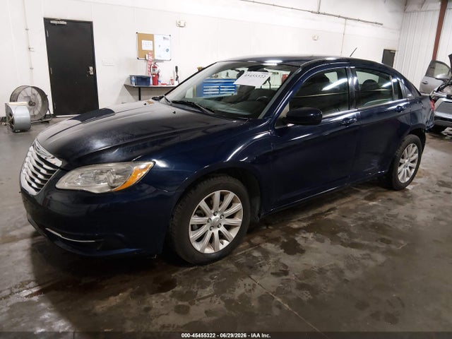 45455322 :رقم المزاد ، 1C3CCBBB9DN585883 vin ، 2013 Chrysler 200 Touring مزاد بيع