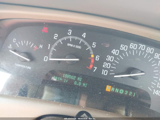 2000 Buick Park Avenue მანქანა იყიდება აუქციონზე, vin: 1G4CW52K1Y4145233, აუქციონის ნომერი: 45455328