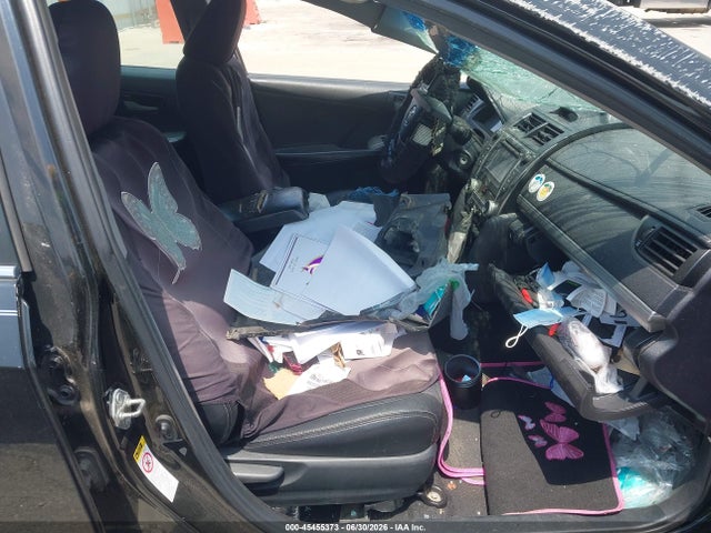 45455373 :رقم المزاد ، 4T1BF1FKXEU756470 vin ، 2014 Toyota Camry Se مزاد بيع