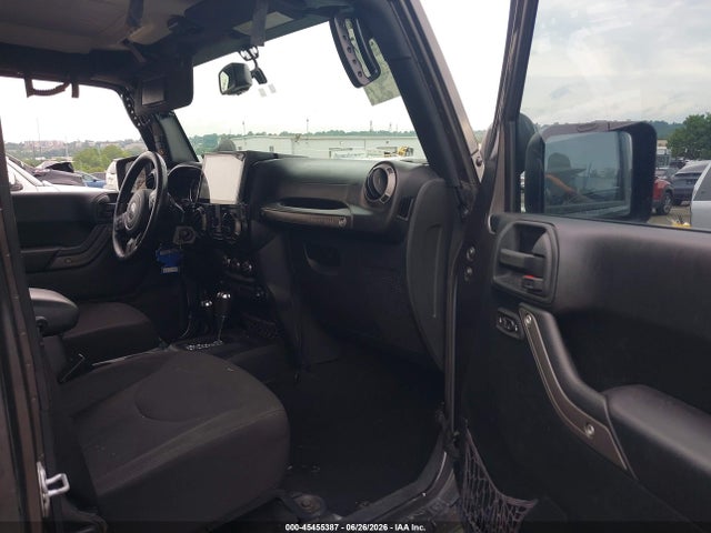 2017 Jeep Wrangler Unlimited Sport მანქანა იყიდება აუქციონზე, vin: 1C4BJWDG0HL568937, აუქციონის ნომერი: 45455387