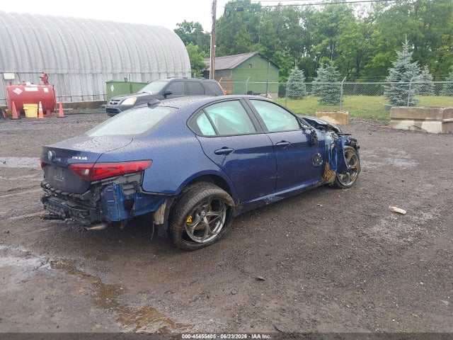 45455405 :رقم المزاد ، ZARFAEEN0J7590384 vin ، 2018 Alfa Romeo Giulia Ti Sport Awd مزاد بيع
