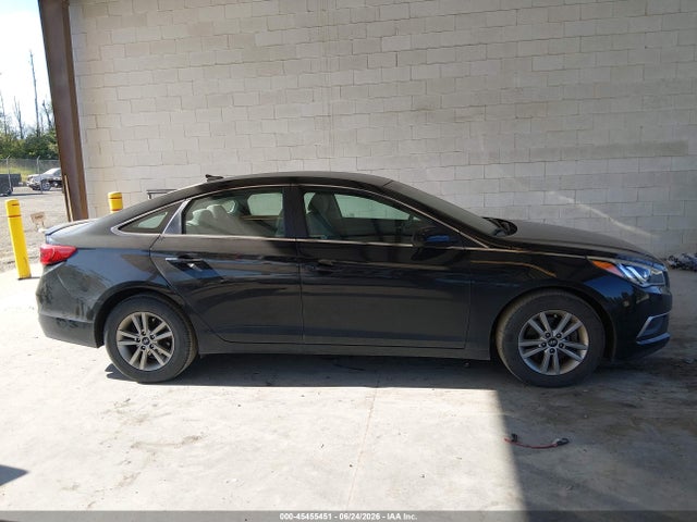 Hyundai SONATA SE 2016 5NPE24AF8GH277812 Image 13