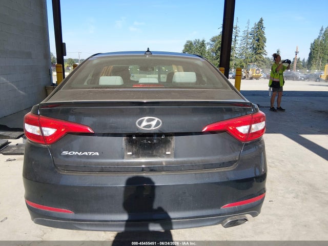 Hyundai SONATA SE 2016 5NPE24AF8GH277812 Image 16
