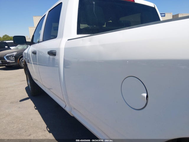 Продаж на аукціоні авто 2018 Ram 2500 Tradesman  4x4 8' Box, vin: 3C6TR5HT9JG295263, номер лоту: 45455486
