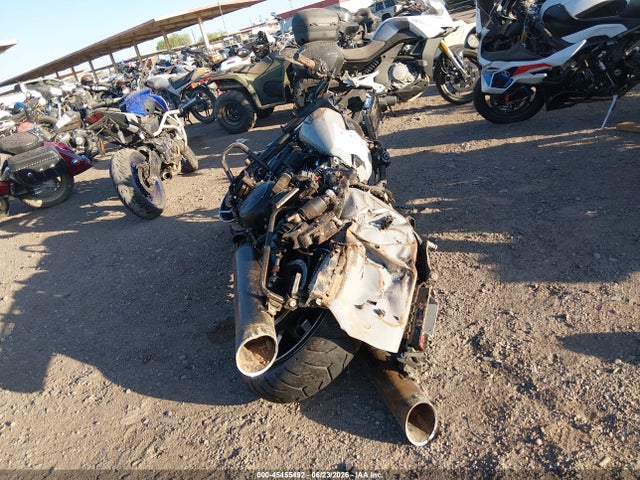 Harley-Davidson FLHX 2024 1HD1KB71XRB663066 Image 6