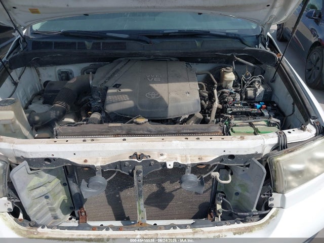 2010 Toyota Tundra Grade V6 მანქანა იყიდება აუქციონზე, vin: 5TFJU5F11AX004525, აუქციონის ნომერი: 45455538