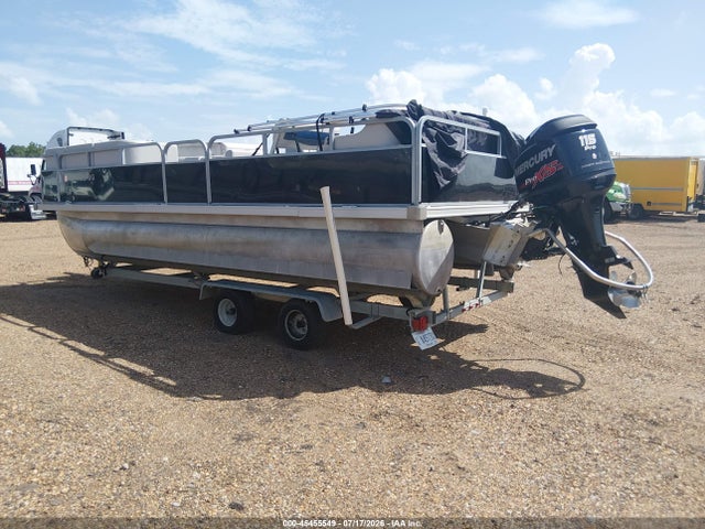 Aukcja sprzedaży 2001 Forest River 322fc Odyssey, vin: FRUA4011E001, numer aukcji: 45455549