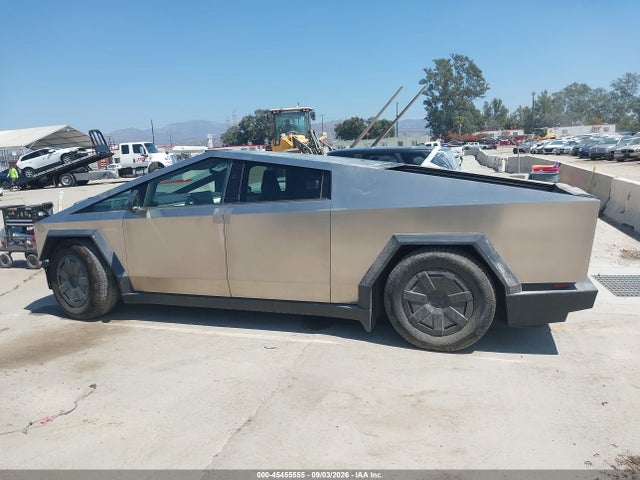 Tesla Cybertruck All-wheel Drive 2024 7G2CEHED7RA032512 Image 15