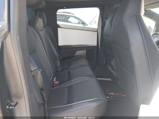 Tesla Cybertruck All-wheel Drive 2024 7G2CEHED7RA032512 Image 8