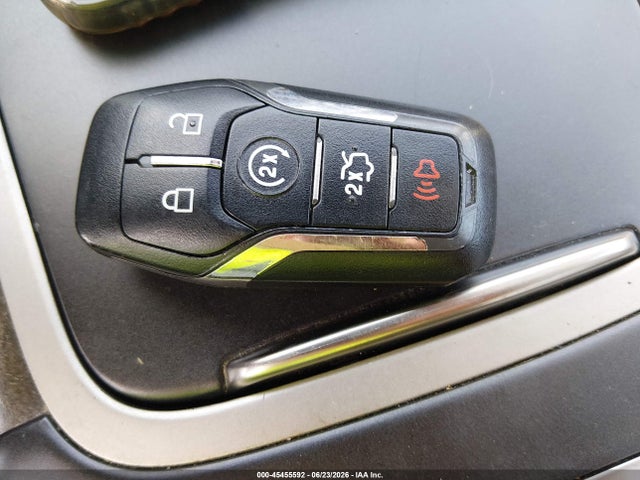 45455592 :رقم المزاد ، 2LMPJ6LR9HBL10781 vin ، 2017 Lincoln Mkx Reserve مزاد بيع