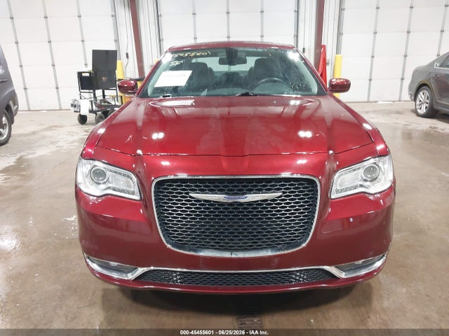 2015 Chrysler 300 Limited მანქანა იყიდება აუქციონზე, vin: 2C3CCARG4FH923424, აუქციონის ნომერი: 45455601