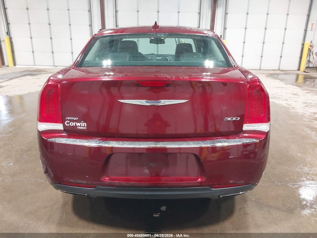 2015 Chrysler 300 Limited მანქანა იყიდება აუქციონზე, vin: 2C3CCARG4FH923424, აუქციონის ნომერი: 45455601