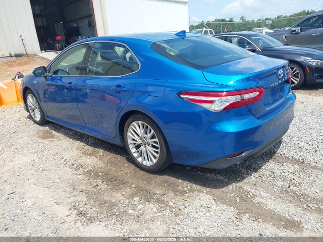 4T1B21HK3KU011502 Toyota Camry Hybrid Xle