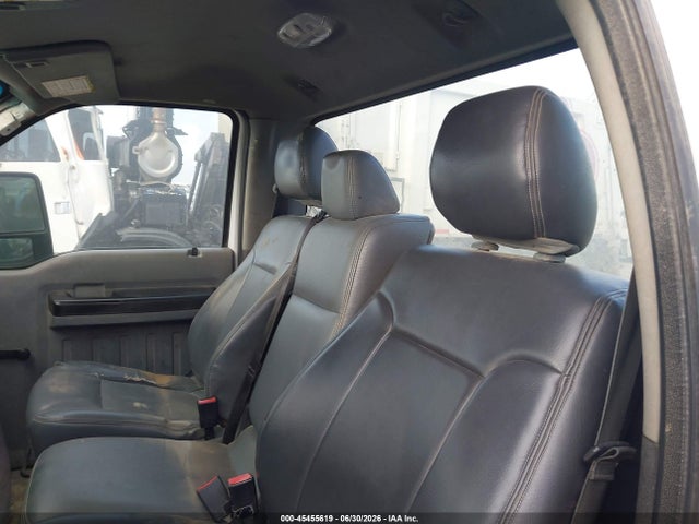 1FDUF5GT4FEA16691 Ford F-550 Chassis Xl/xlt