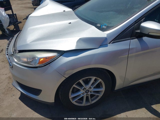 1FADP3K25FL281979 Ford FOCUS SE