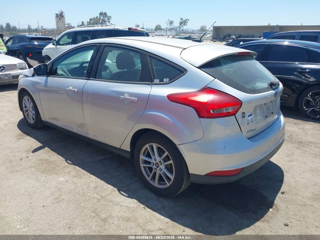 1FADP3K25FL281979 Ford FOCUS SE
