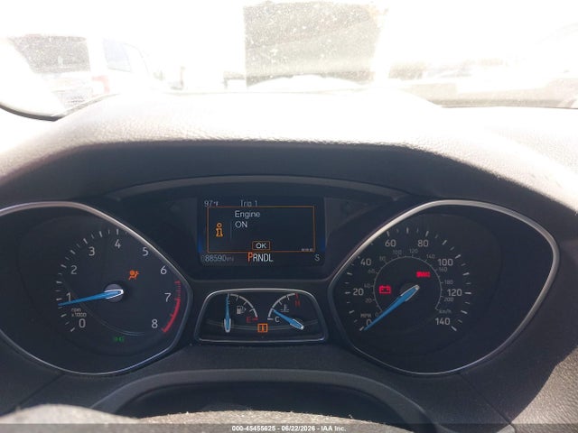 1FADP3K25FL281979 Ford FOCUS SE