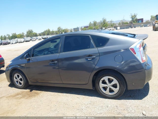 Toyota Prius Three 2014 JTDKN3DUXE1760334 Image 14