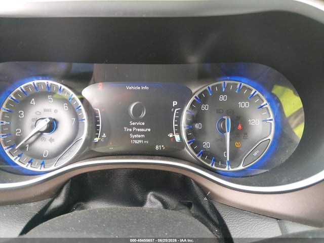 Продаж на аукціоні авто 2017 Chrysler Pacifica Touring-l Plus, vin: 2C4RC1EG3HR607604, номер лоту: 45455657