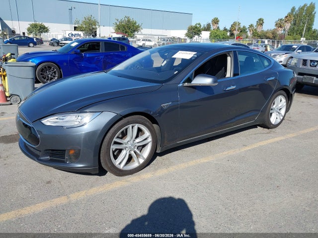 Tesla Model S 60d/70d/75d/85d/90d 2016 5YJSA1E21GF129690 Image 2
