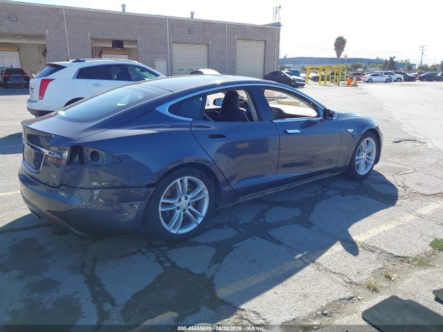 Tesla Model S 60d/70d/75d/85d/90d 2016 5YJSA1E21GF129690 Image 4