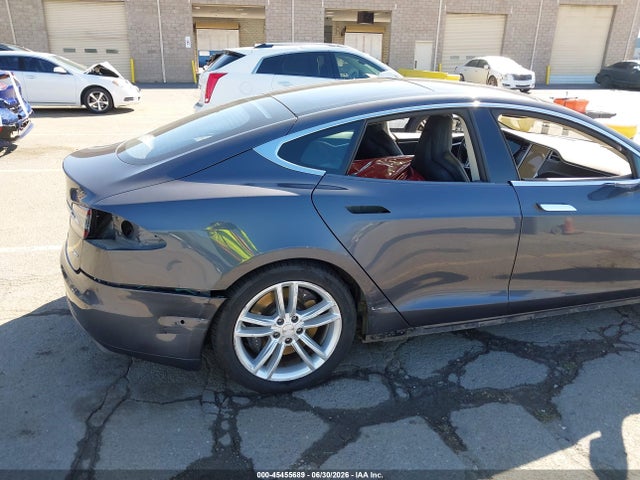 Tesla Model S 60d/70d/75d/85d/90d 2016 5YJSA1E21GF129690 Image 6