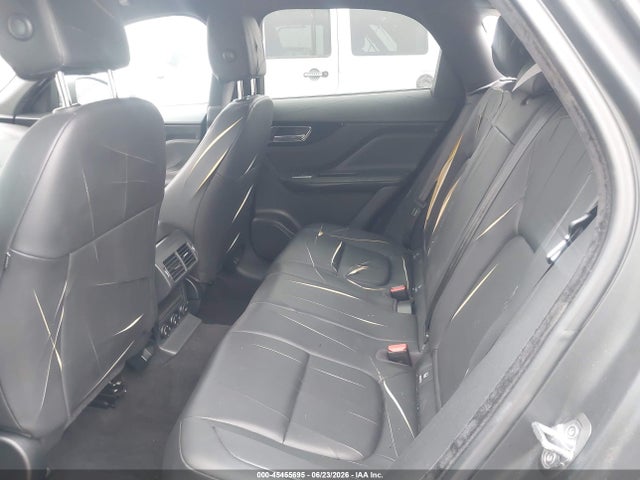 Jaguar F-pace 20d Premium 2017 SADCJ2BN2HA095637 Image 17