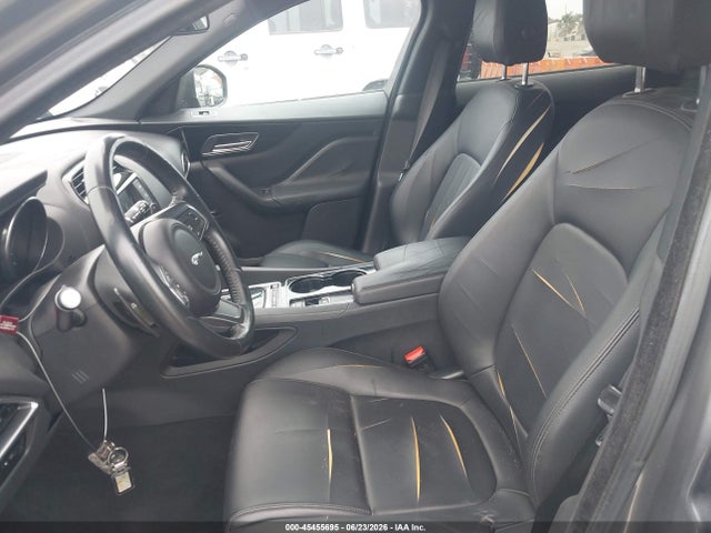 Jaguar F-pace 20d Premium 2017 SADCJ2BN2HA095637 Image 18