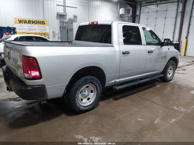 1C6RR7KG6HS599087 RAM 1500 Tradesman 4x4 5&#039;7 Box