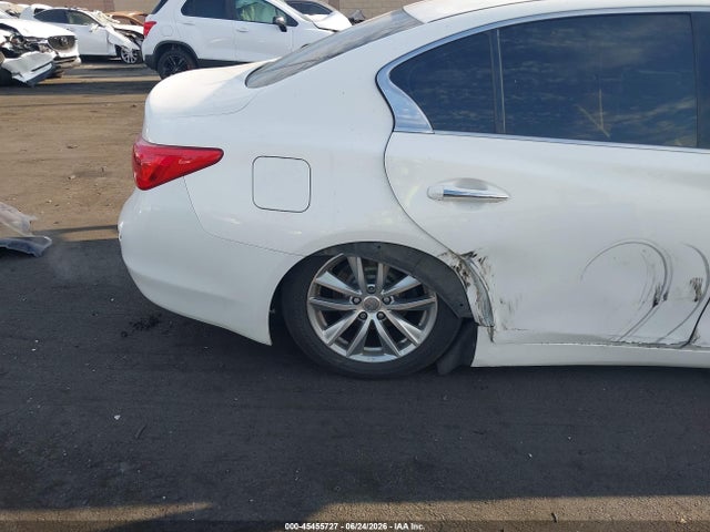 2015 Infiniti Q50 Premium მანქანა იყიდება აუქციონზე, vin: JN1BV7AP6FM351935, აუქციონის ნომერი: 45455727