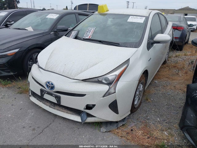 Toyota Prius Two 2016 JTDKBRFU4G3021041 Image 2