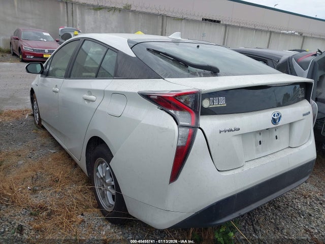 Toyota Prius Two 2016 JTDKBRFU4G3021041 Image 3