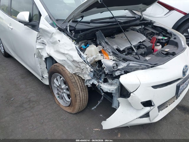 Toyota Prius Two 2016 JTDKBRFU4G3021041 Image 6