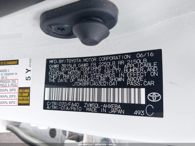 Toyota Prius Two 2016 JTDKBRFU4G3021041 Image 9